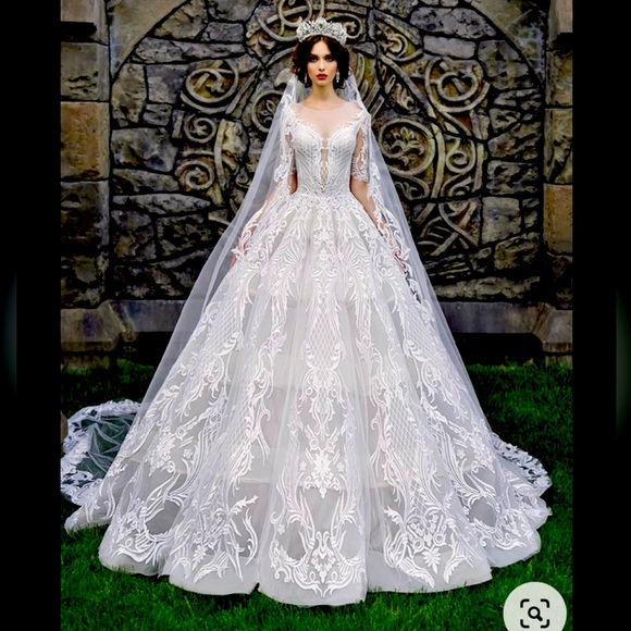 Wedding dress Francesca from brand Belfasso